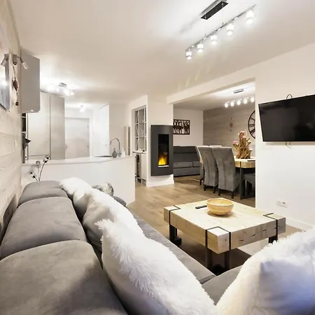 Totally Refurbished 3 Bed Apt, Central St Gervais! Apartment Saint-Gervais-les-Bains